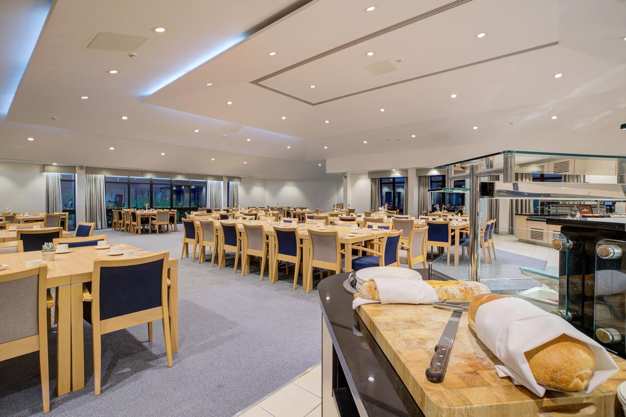 Warwick Conferences - Radcliffe Hotel Tile Hill Eksteriør billede